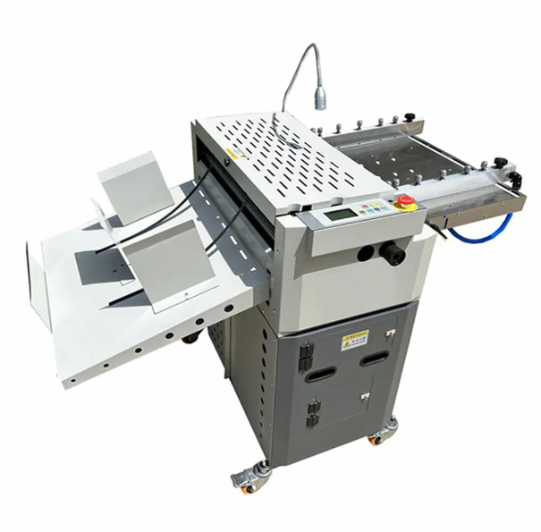 Die Cutting Machine - Machine de découpe automatique à grande
